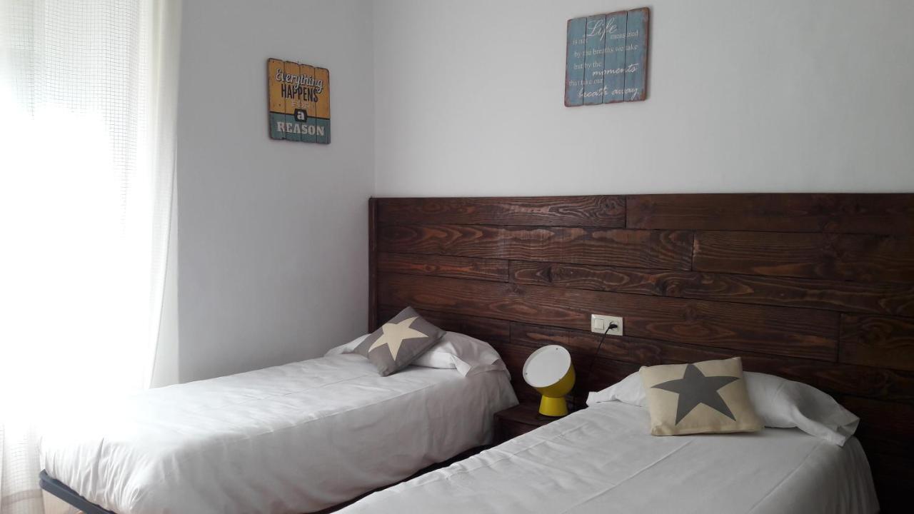 Gusi Apartament *